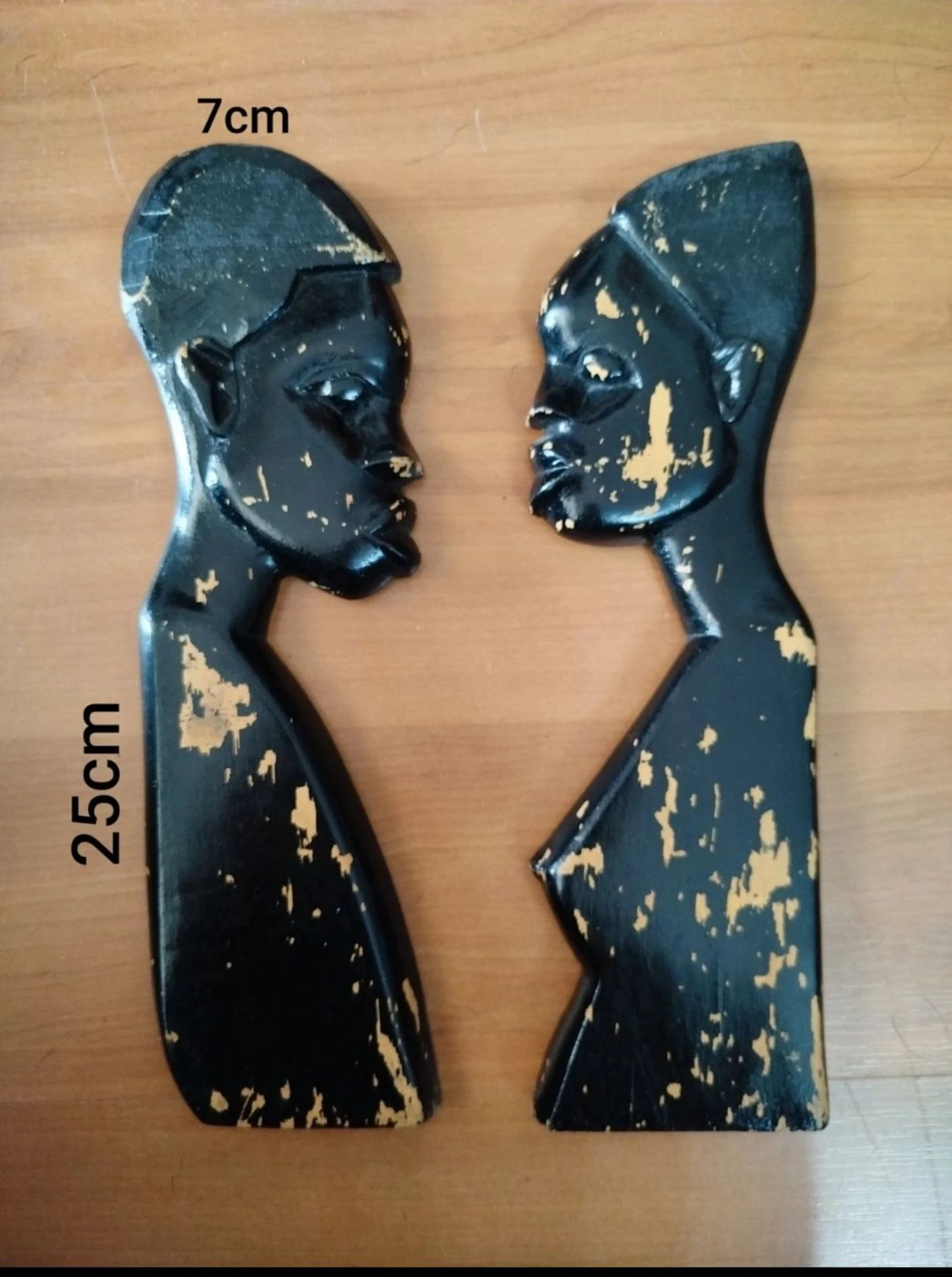 Conjunto decorativo figuras africanas em madeira (preto e dourado)